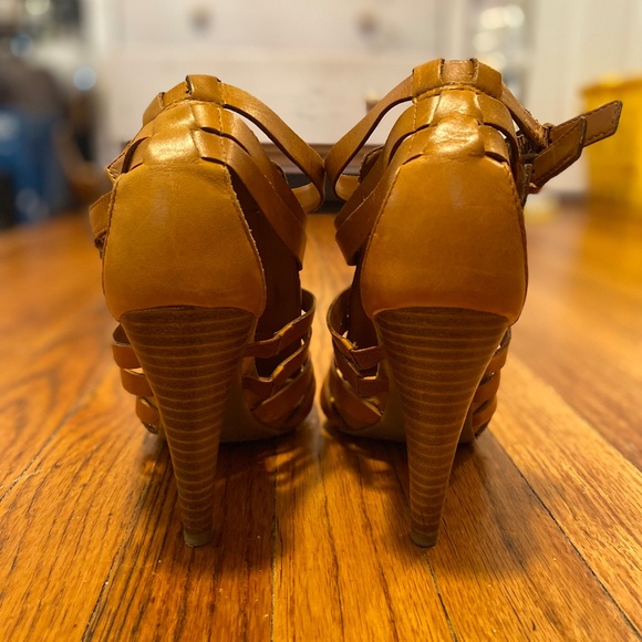 Nine West gladiator heels, Sz: 6.5, light brown - Picture 3 of 6